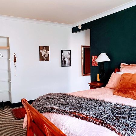 La Riviera Guesthouse Riverton Екстериор снимка